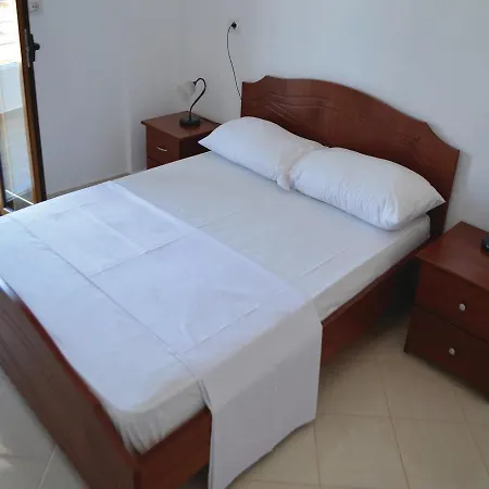 アパート Two-bedroom In *