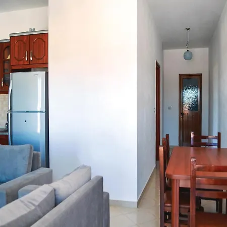 アパート Two-bedroom In *